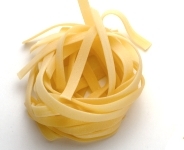 Nidi fettuccine